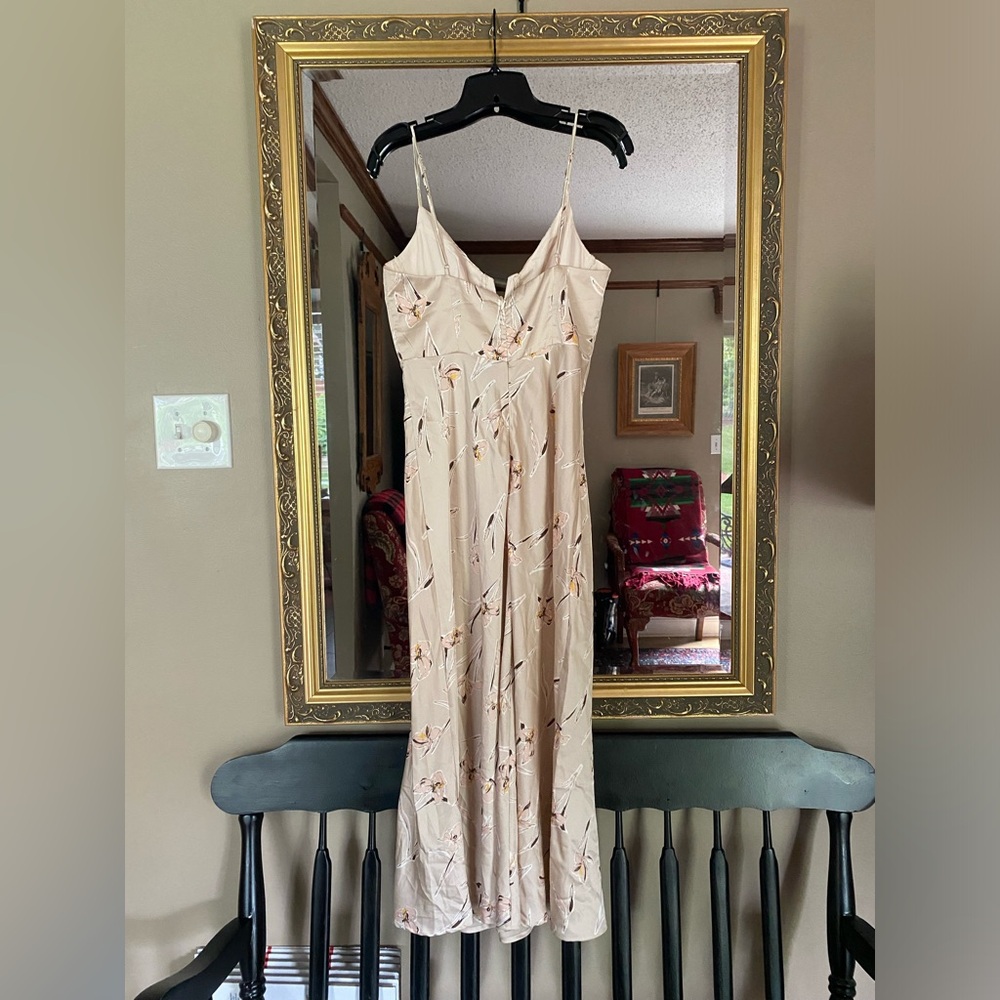Selfie Leslie Lake Como Fitted Bodice Cami Strap Midi Dress Orchid Print Beige - Picture 5 of 9